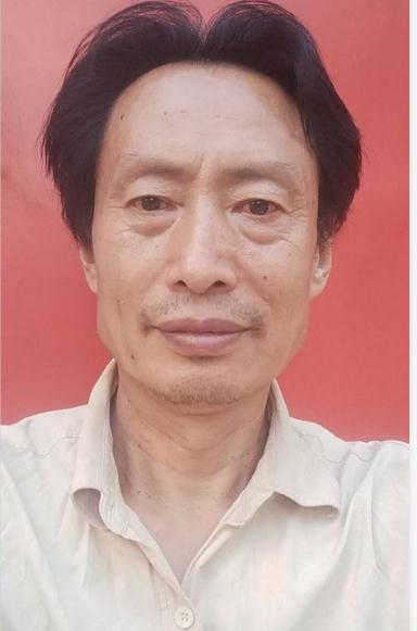 黄友文：用艺术向最美逆行者致敬
