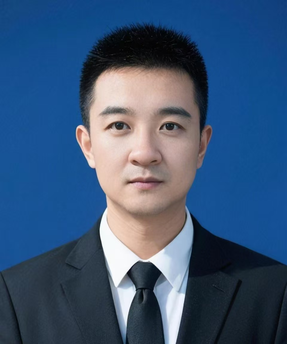 浙江省杭州市富阳区人大常委会主任徐林亮到中交三公局杭淳开高速公路项目“送清凉”