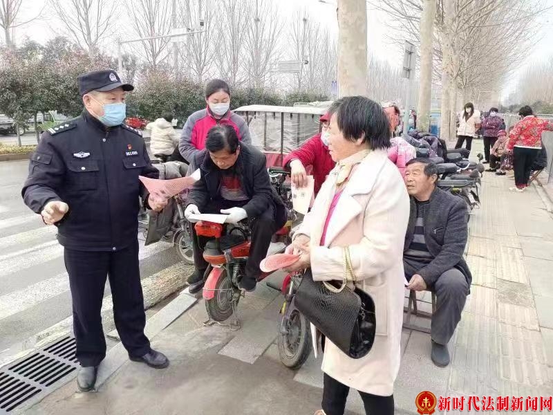 杜发群：扎根基层知民情 情系群众解民忧