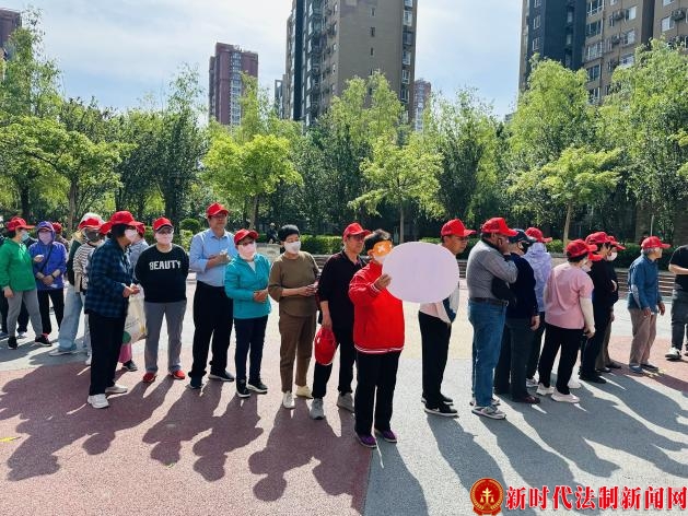 北京市通州区颐瑞东里社区开展“同心聚力，健步前行”邻里节活动