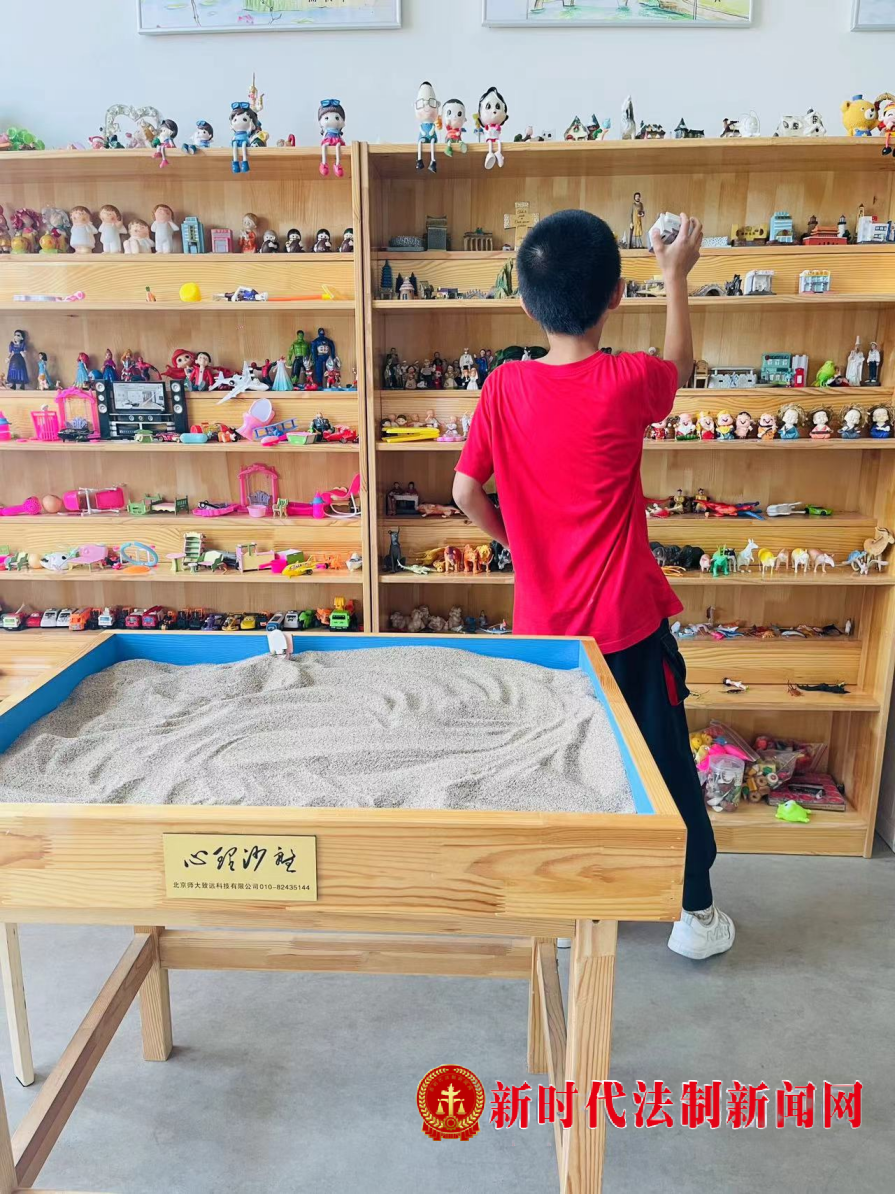 慈善心理护航青少年成长