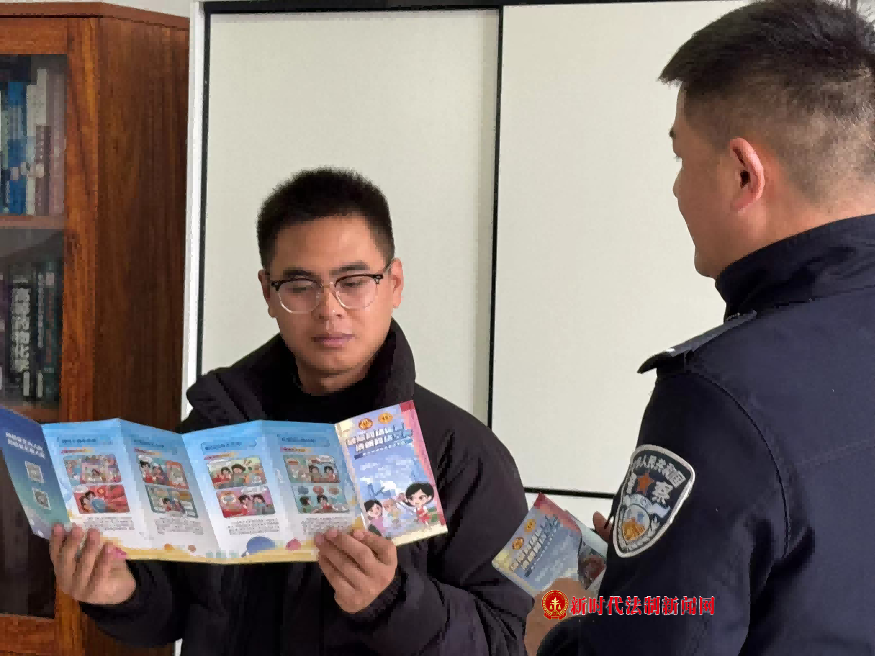 打谣宣传进企业  共筑警企防护网
