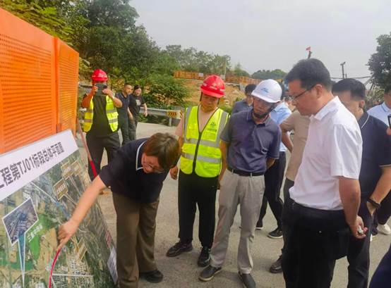 浙江省杭州市富阳区区长许玉钧副督查中交三公局杭淳开高速TJ01标征拆及管线迁改工作